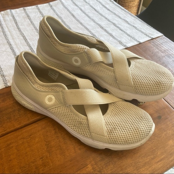 Sperry | Mary Jane Seas Hydra Sneaker Tan Beige Women’s Size 9.5 Waterproof - Picture 2 of 10